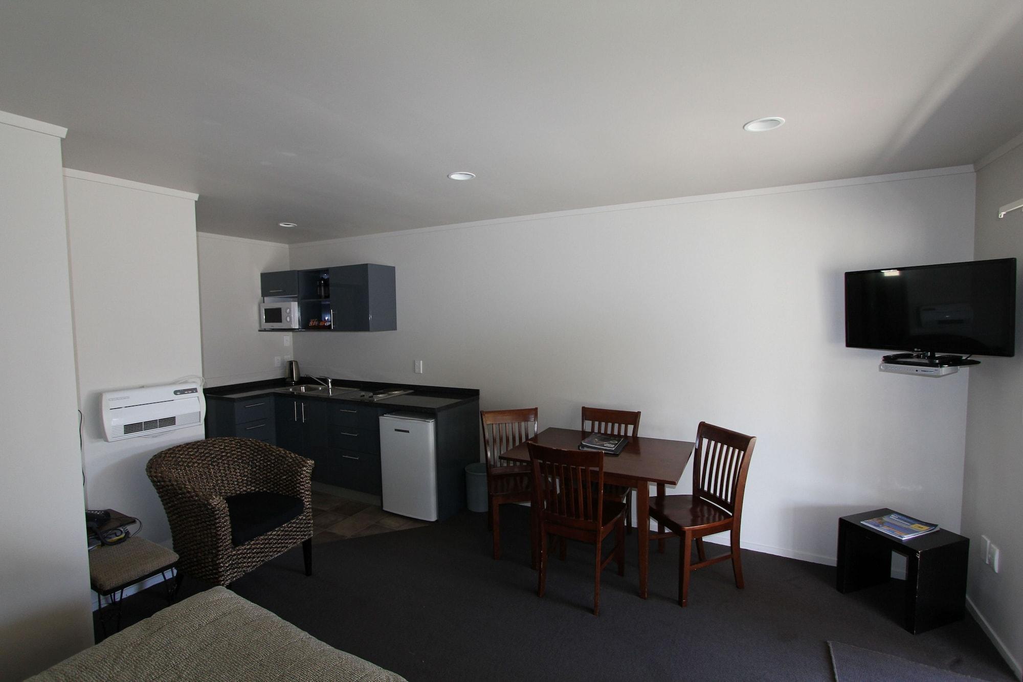 Parklands Motorlodge & Holiday Park Turangi Exteriör bild