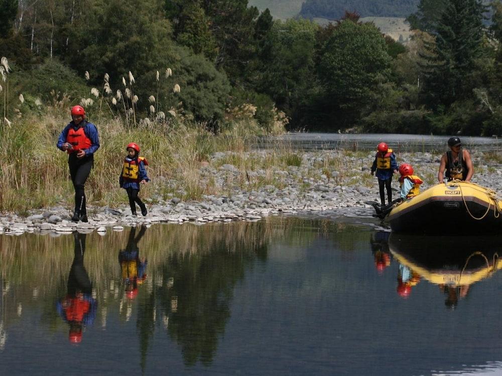 Parklands Motorlodge & Holiday Park Turangi Exteriör bild