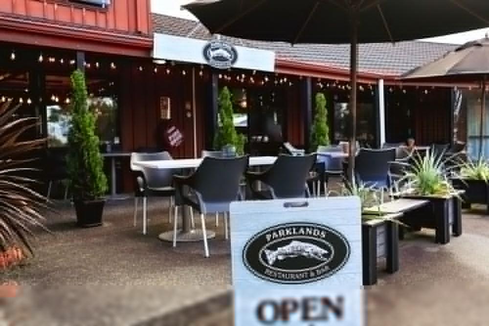 Parklands Motorlodge & Holiday Park Turangi Exteriör bild