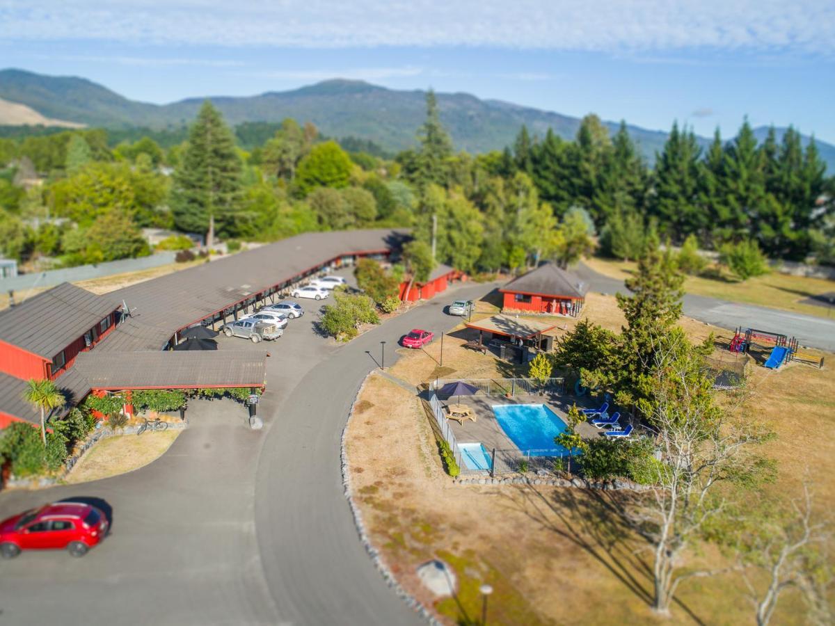 Parklands Motorlodge & Holiday Park Turangi Exteriör bild